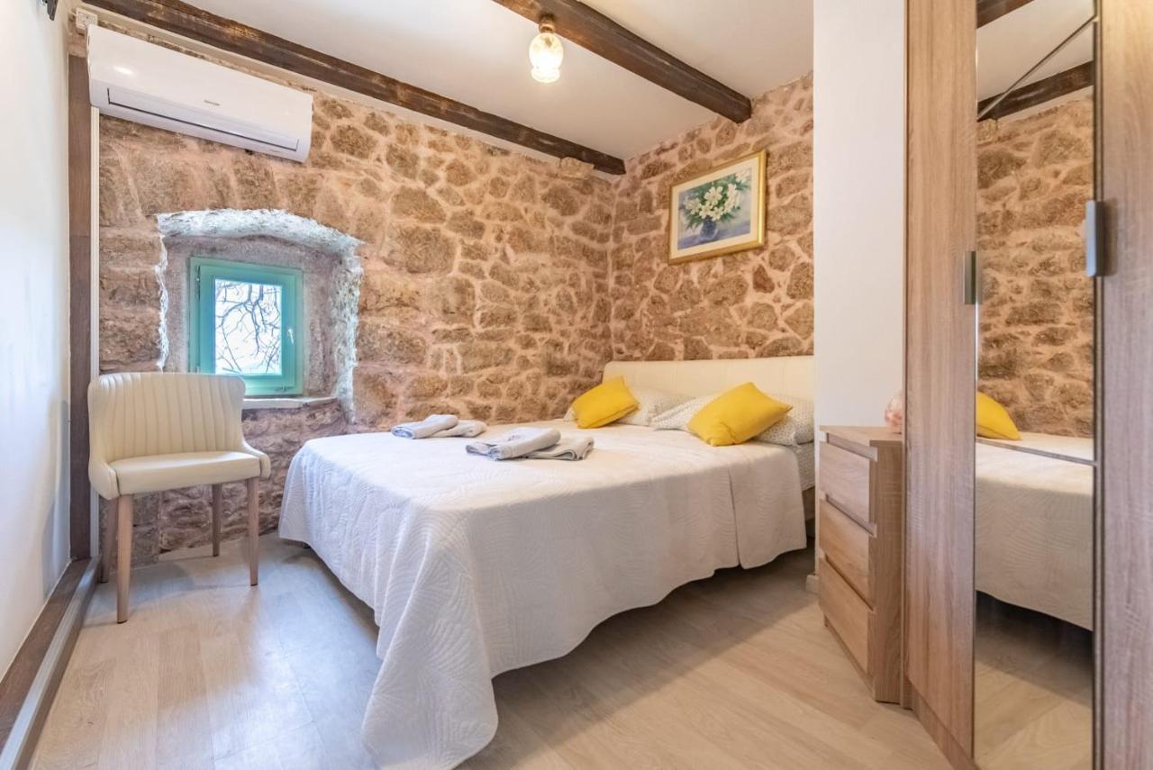 Villa Pristinus Krstatice Extérieur photo
