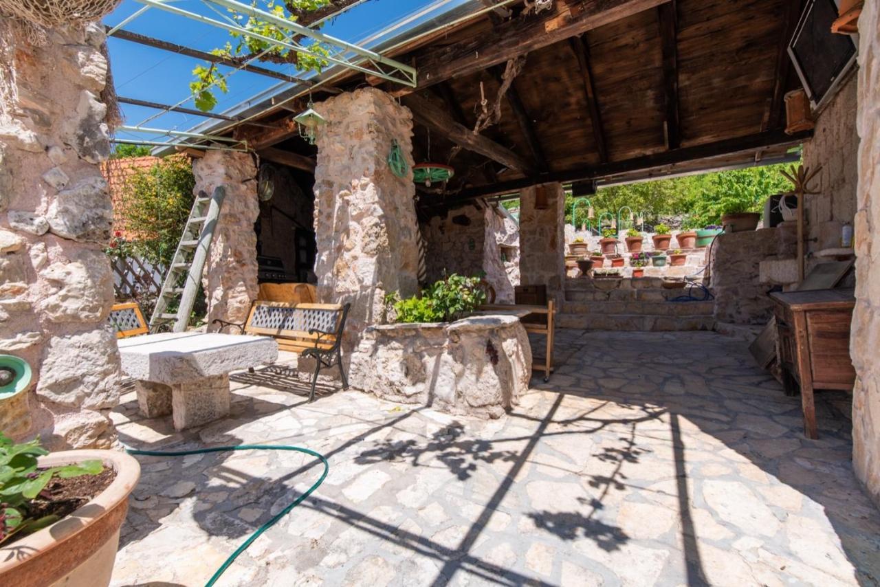Villa Pristinus Krstatice Extérieur photo