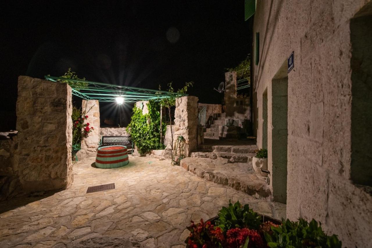 Villa Pristinus Krstatice Extérieur photo